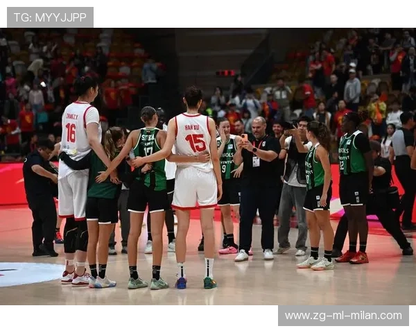 球员在友谊赛中表现出组织进攻能力获赞，球星友谊赛